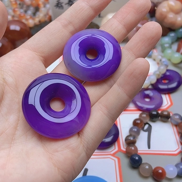 【闪购商品】未镶嵌玛瑙/玉髓珠宝半成品丹**砚