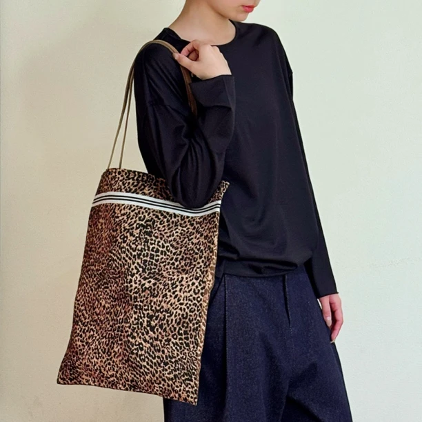 秋冬新款休闲百搭羊毛印花帆布包 经典女士时尚单肩包