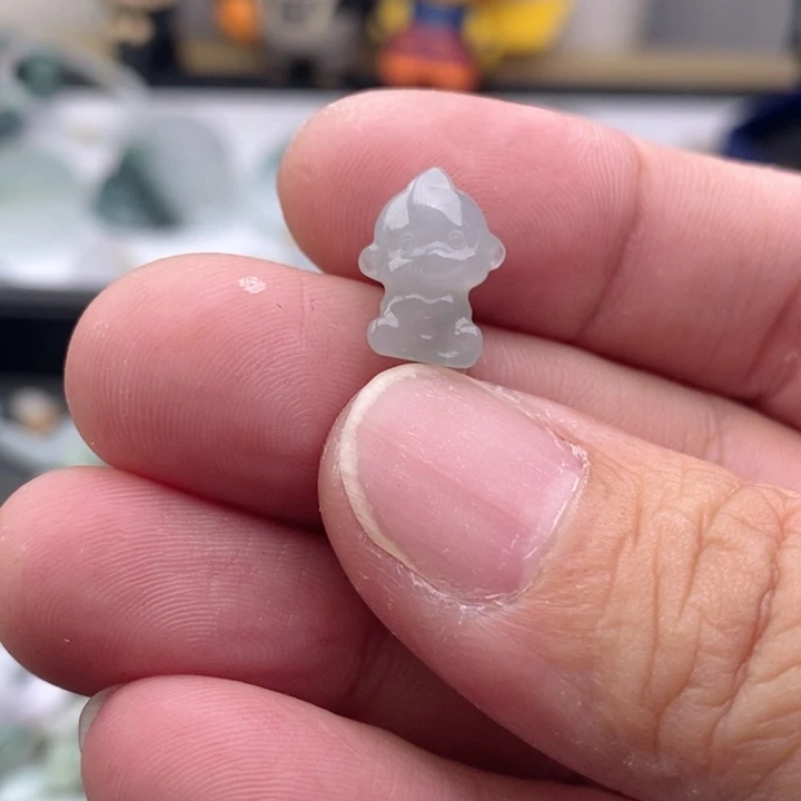 李***️吊坠(不含链)未镶嵌翡翠