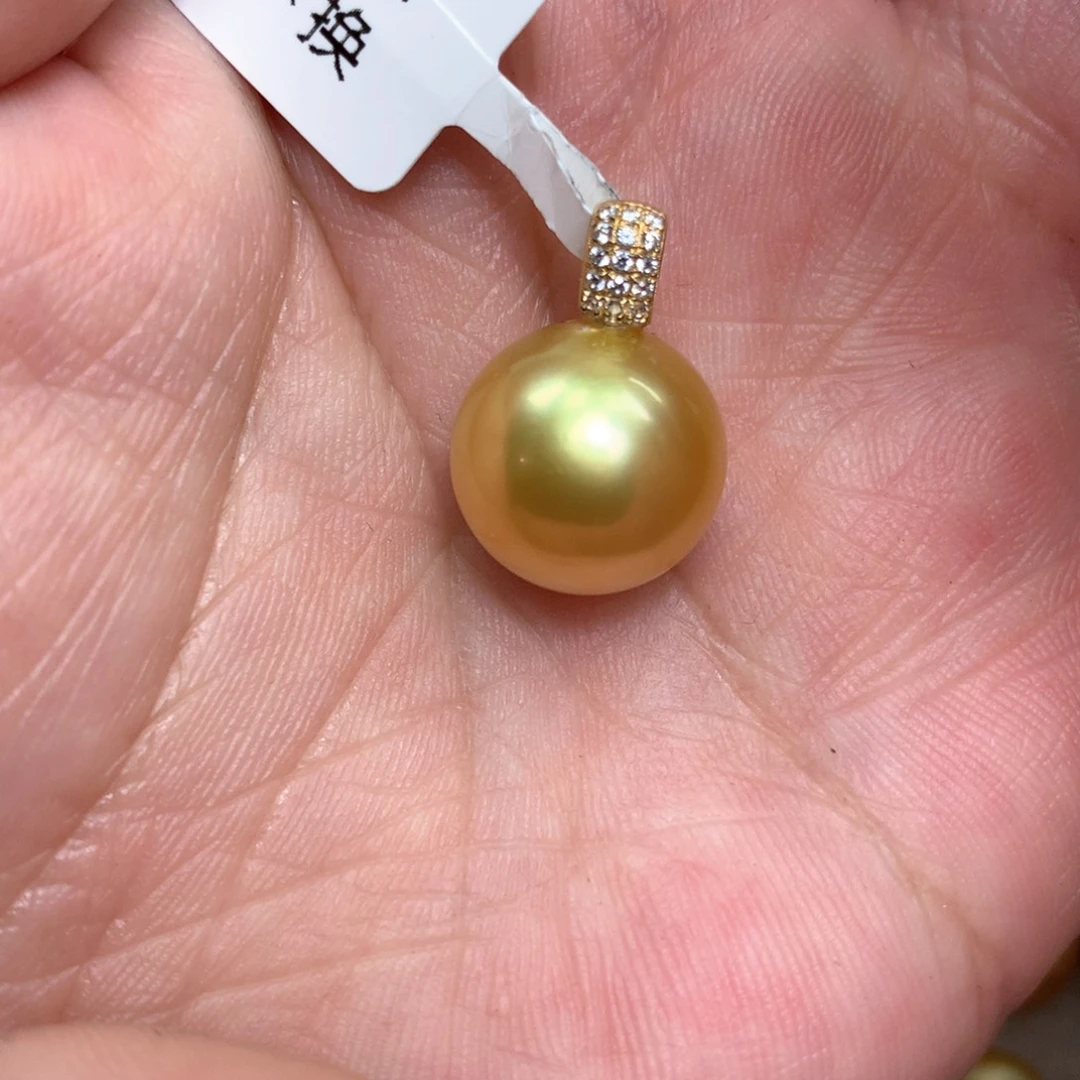 海水珍珠颈饰18K金镶嵌