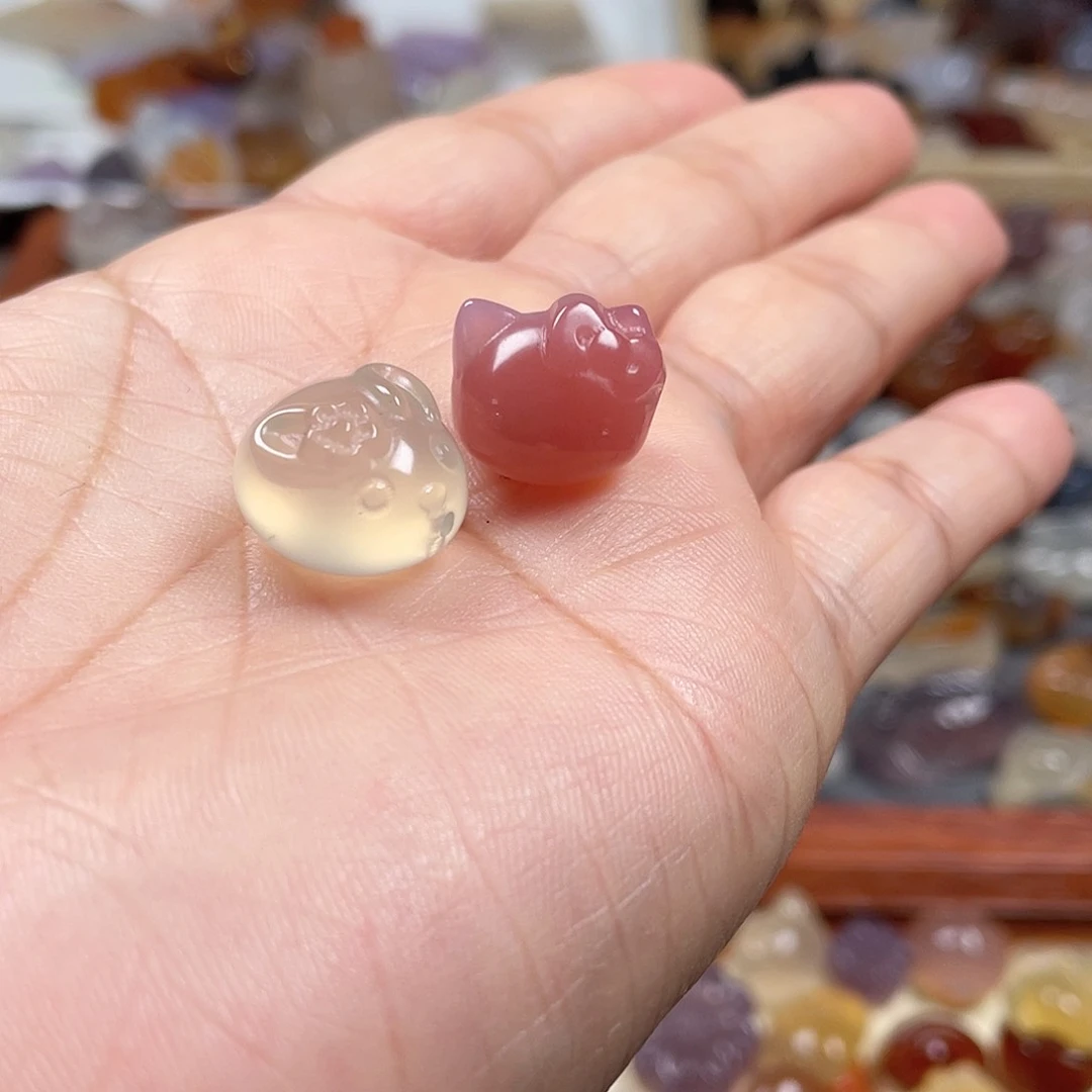 玛瑙/玉髓颈饰未镶嵌日**