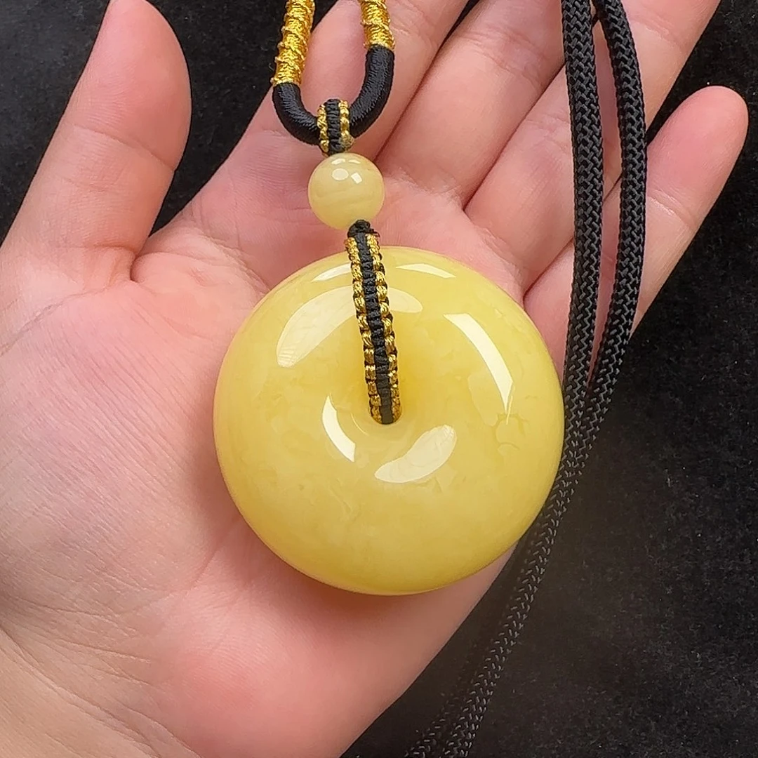 蜜蜡未镶嵌珠宝奇石