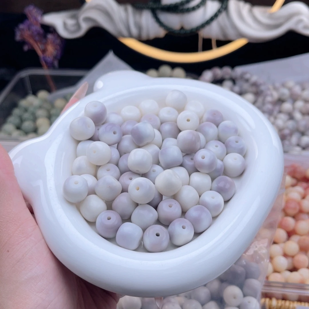 白玉菩提吊坠wc12.75mm50颗。芋泥干磨桶