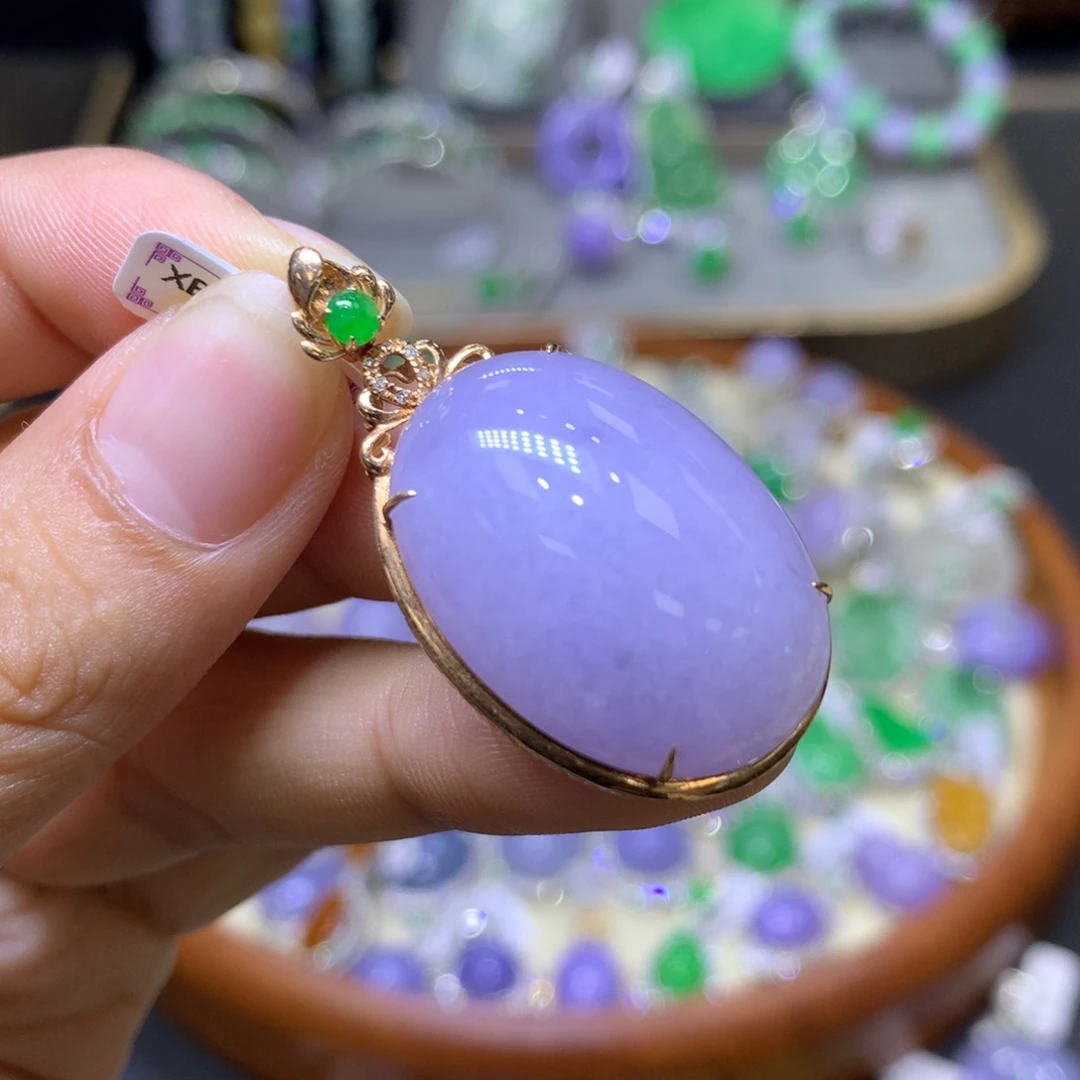 翡翠18K金镶嵌颈饰翡翠吊坠项链