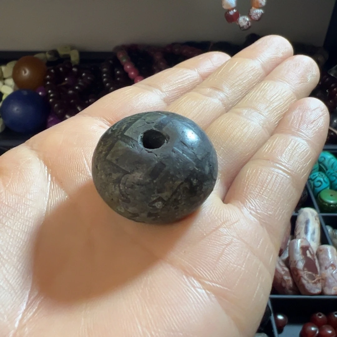 玛瑙/玉髓合金颈饰