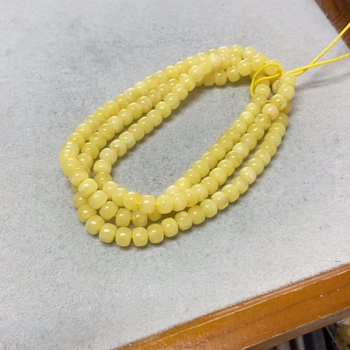 未镶嵌蜜蜡裸石多样性发货