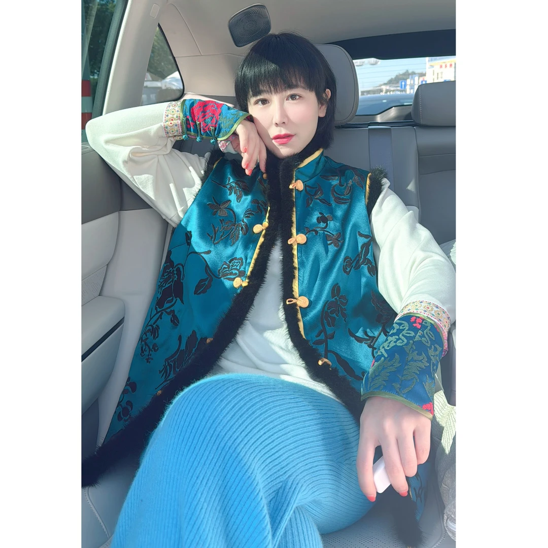 桑蚕丝 刺绣 貂毛马甲