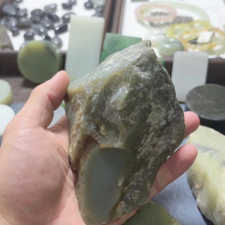 和田玉（糖玉）未镶嵌挂件