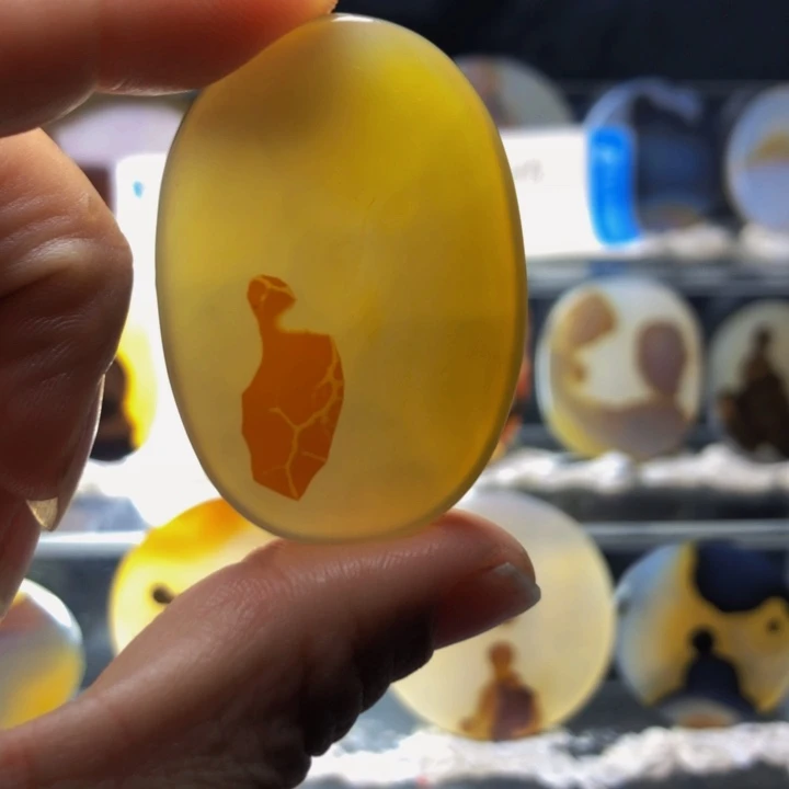 合金玛瑙/玉髓珠宝奇石85