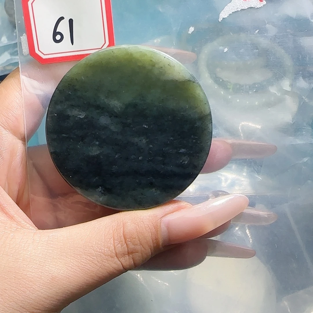 和田玉未镶嵌珠宝半成品