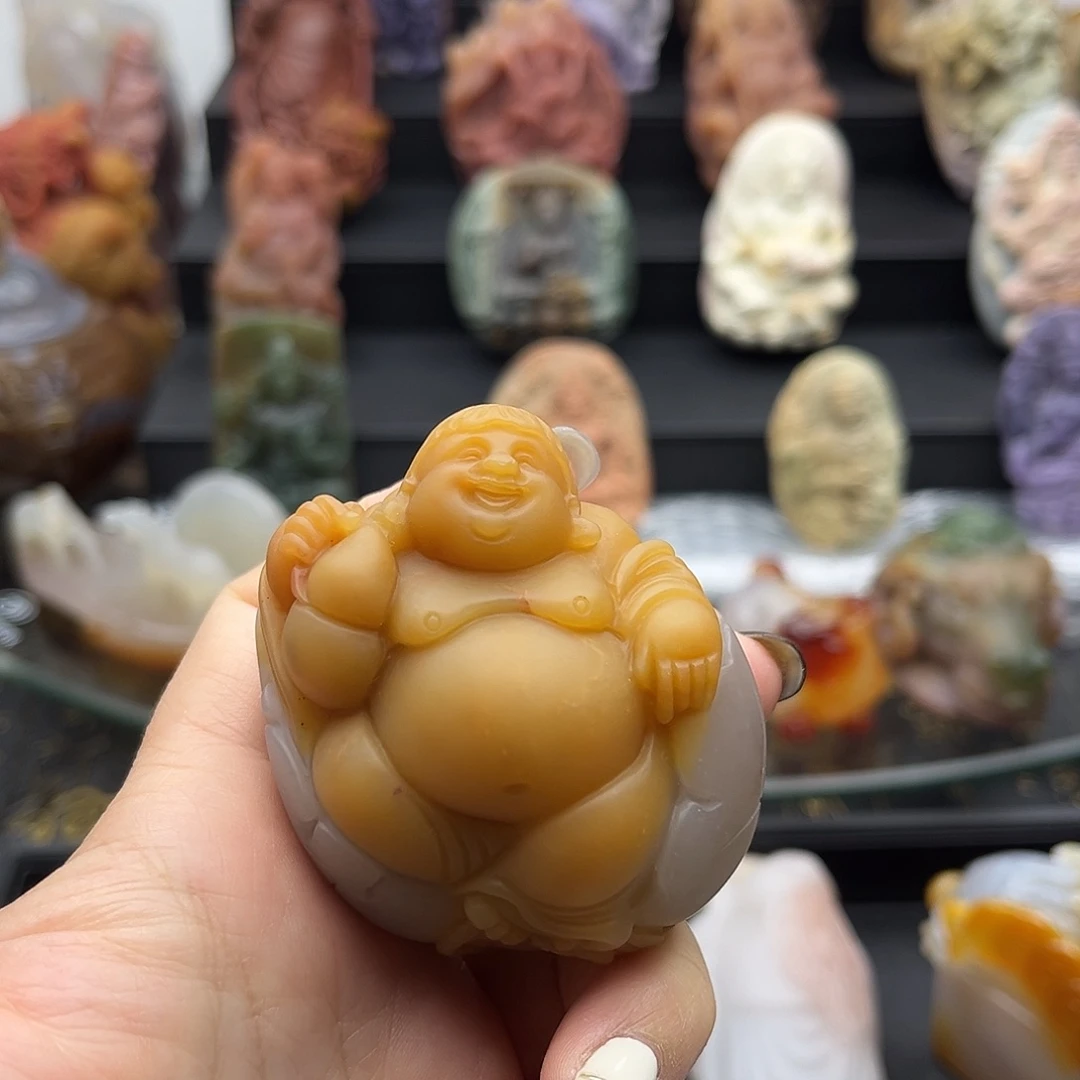 颈饰未镶嵌石英质玉