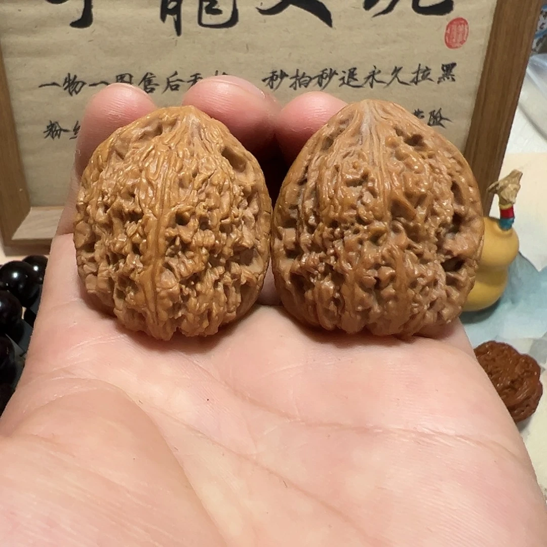 35号文玩核桃36尺南疆石