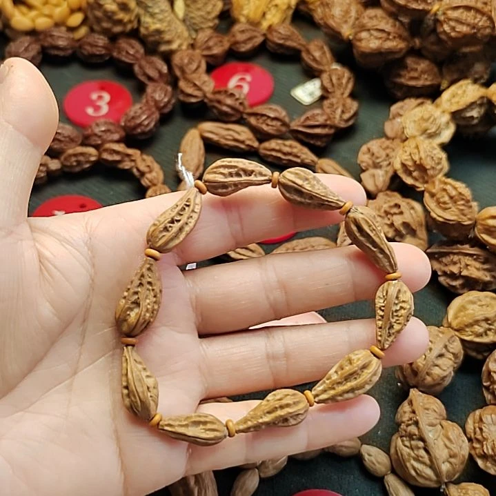 文玩核桃吊坠邹****森波波3瓜子