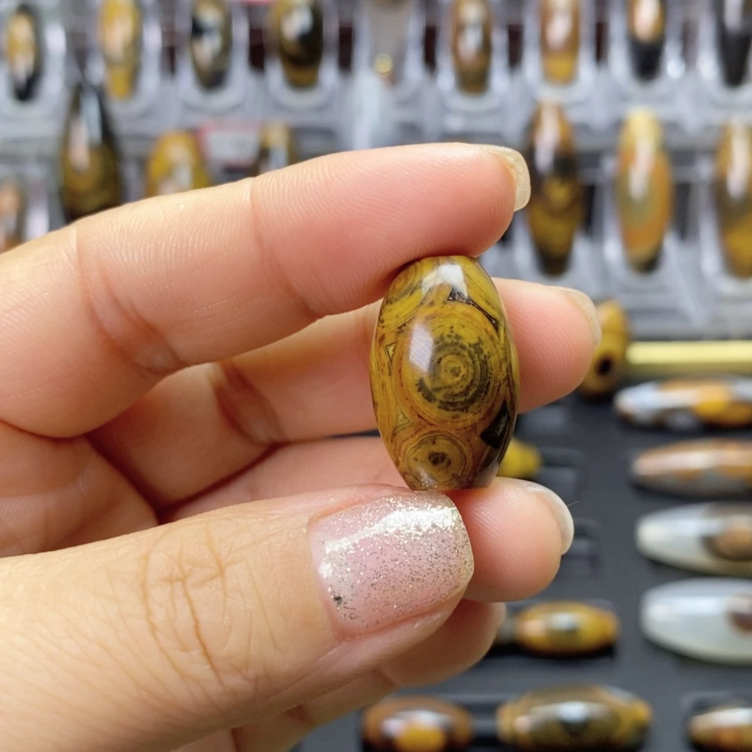 玛瑙/玉髓颈饰合金