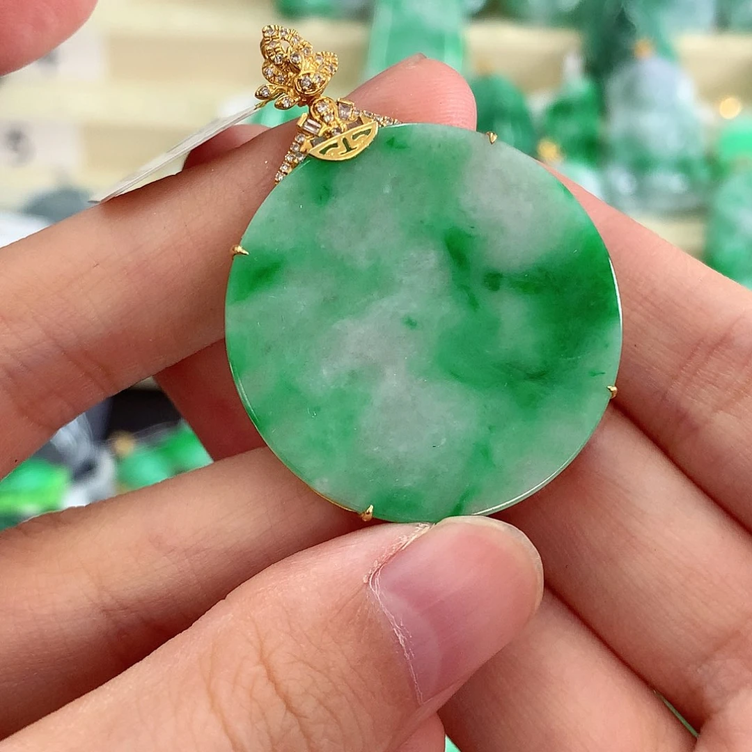 翡翠18K金镶嵌吊坠(不含链)