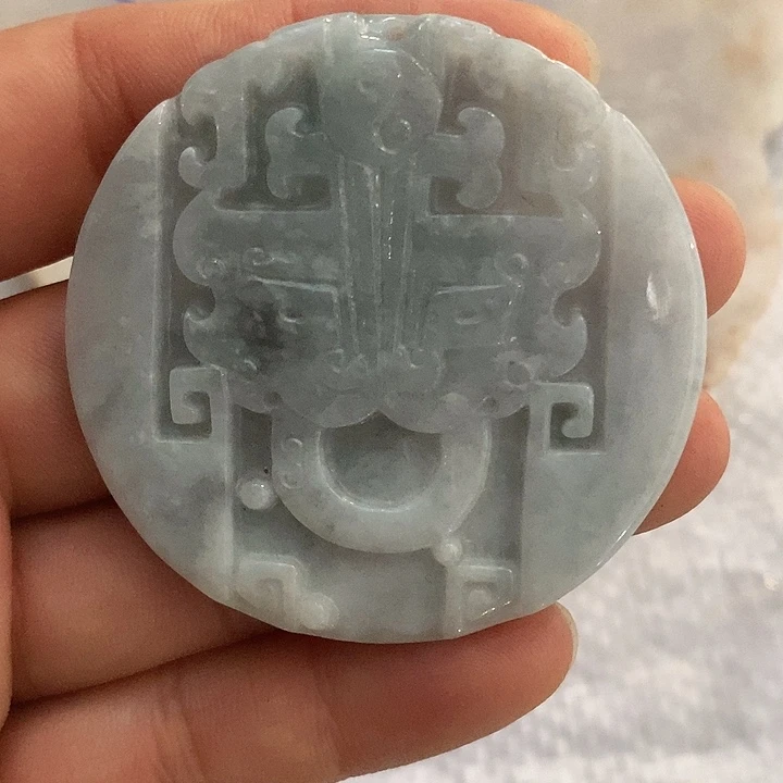 翡翠裸石翡翠牌子