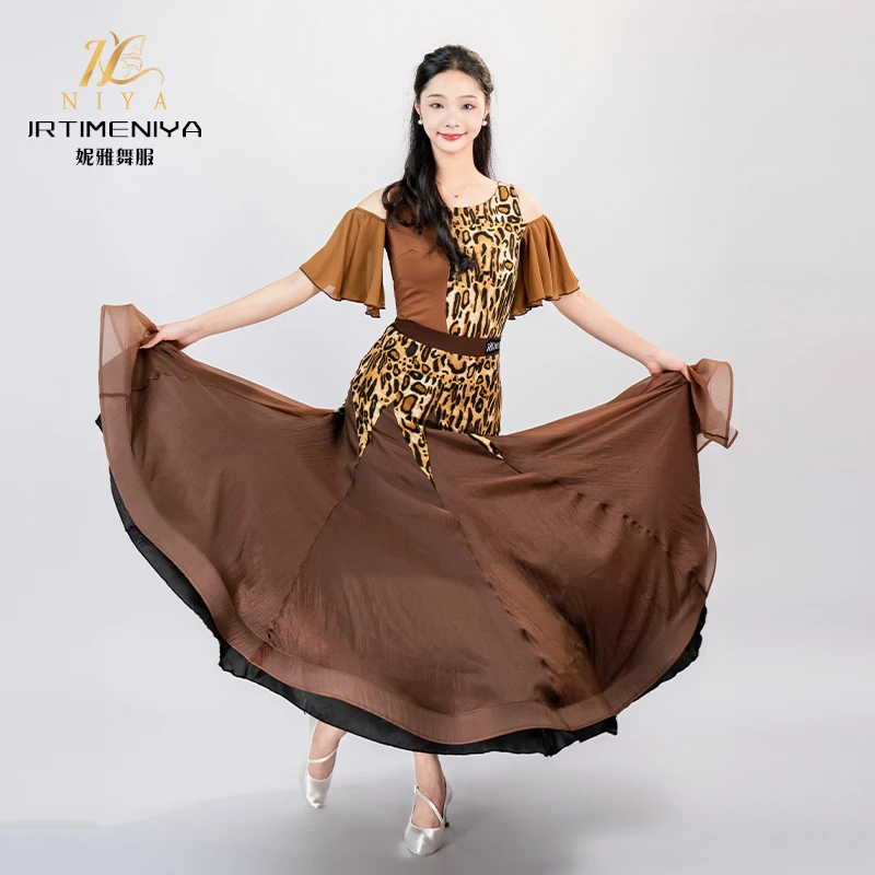 夏季新款套装摩登舞豹纹交谊舞蹈服披肩袖立体剪裁大裙摆套装