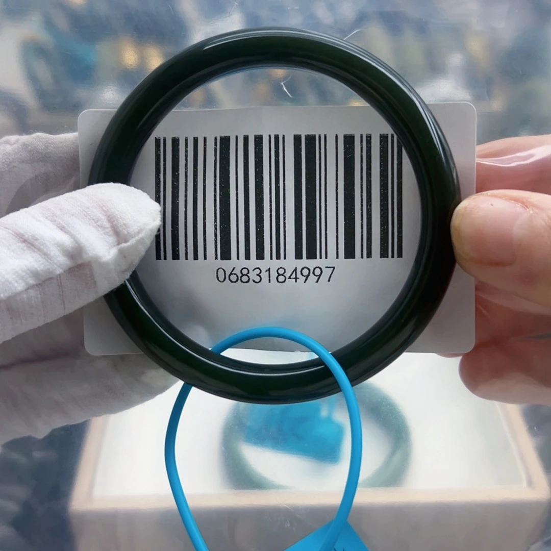 和田玉未镶嵌手镯包容5758