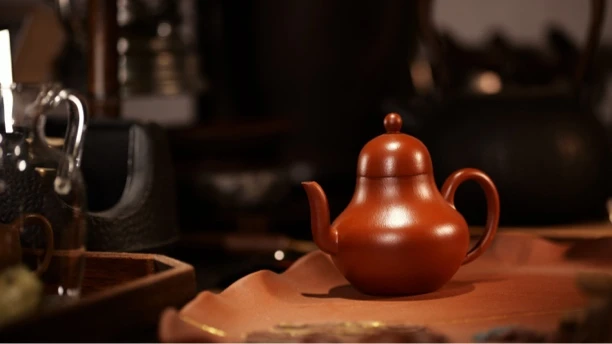 宜兴原矿紫砂壶 全手工朱泥思婷壶 190cc