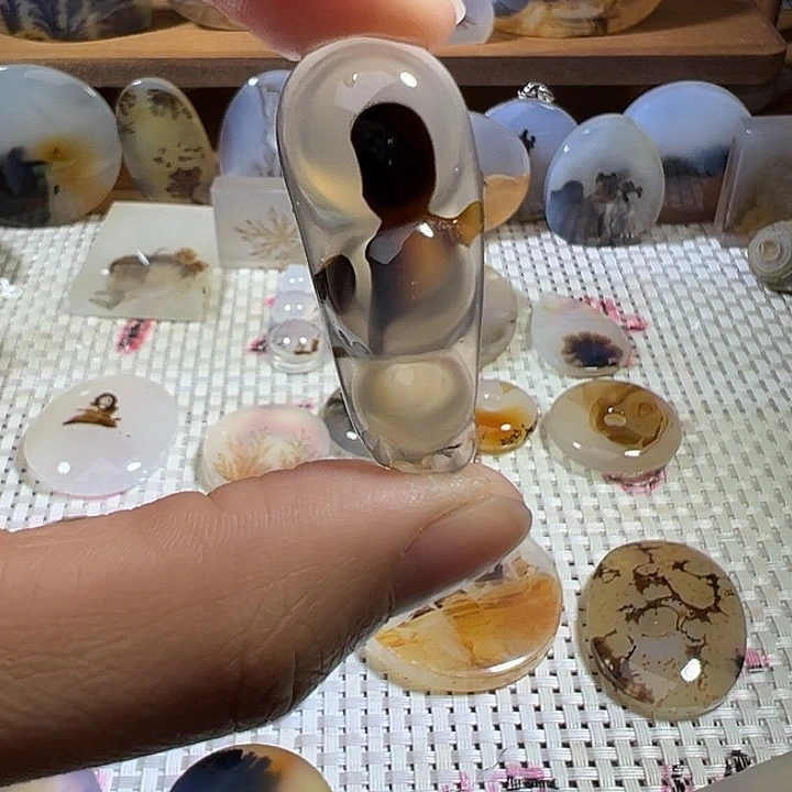 玛瑙/玉髓未镶嵌颈饰