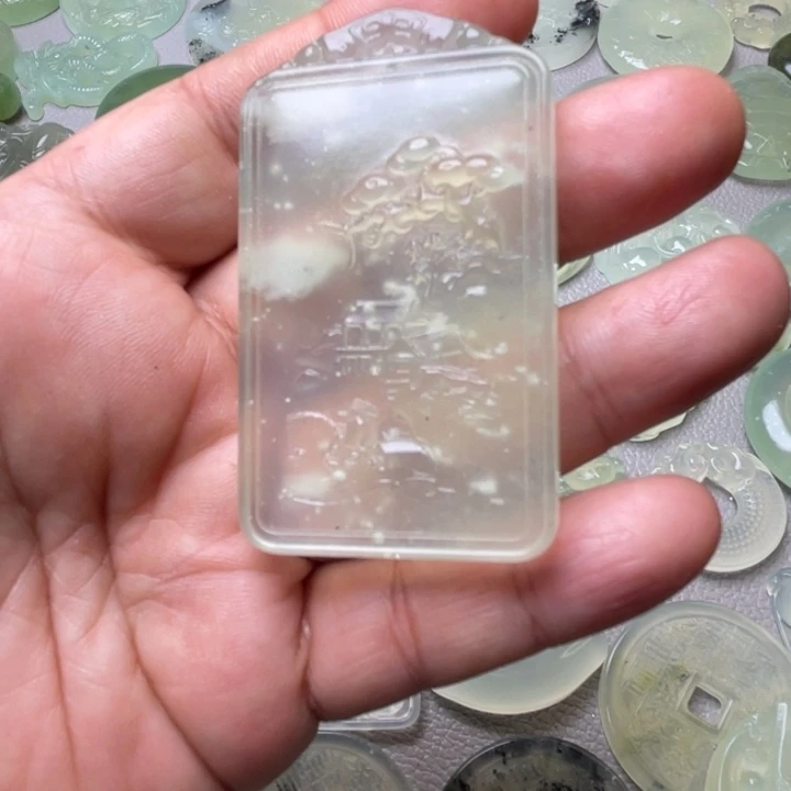 岫玉吊坠(赠链)未镶嵌畅*?