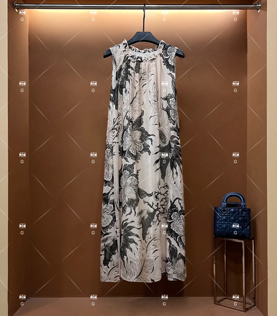 【乐】夏季新款复古时尚百搭印花无袖连衣裙 H-363