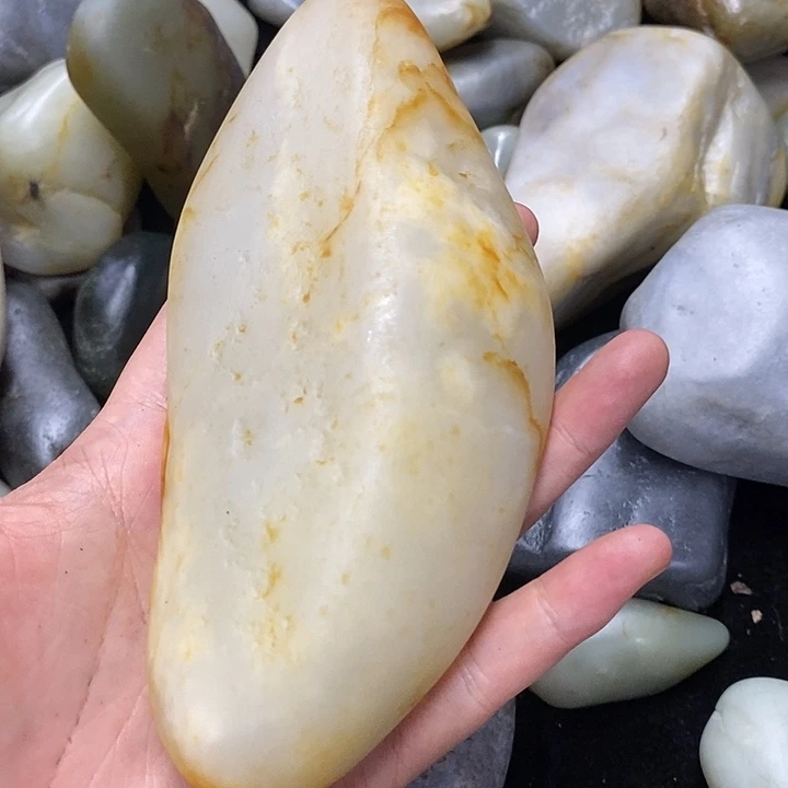 用***4和田玉（糖玉）未镶嵌挂件