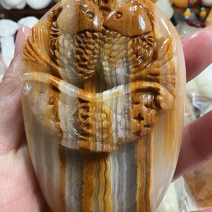 禾***子砖雕石头手把件不退不换