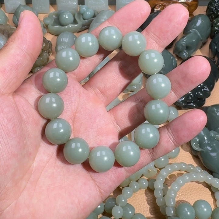水***卜和田玉未镶嵌颈饰