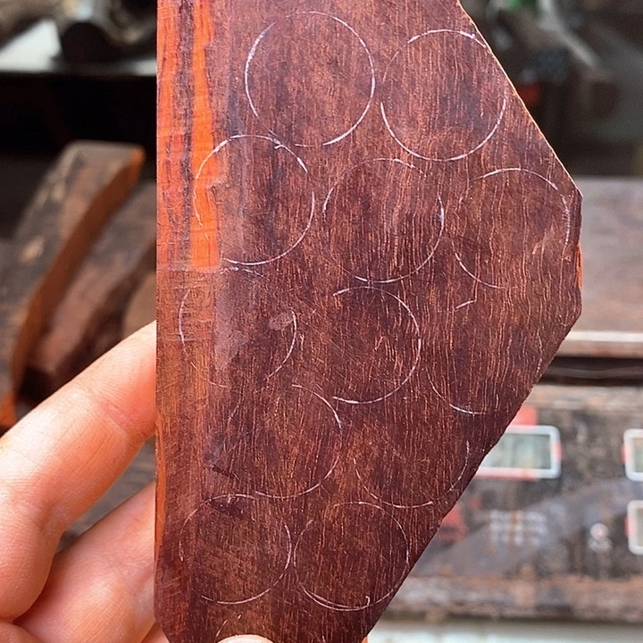 疯***克檀香紫檀（小叶紫檀）