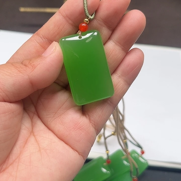 和田玉（青玉）未镶嵌颈饰