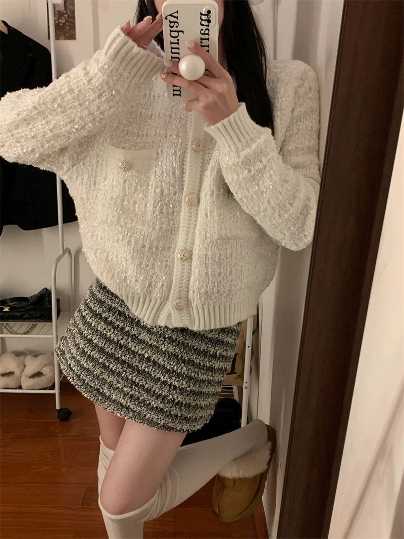 小香风气质圆领别致纽扣针织衫宽松休闲百搭短款气质外套女