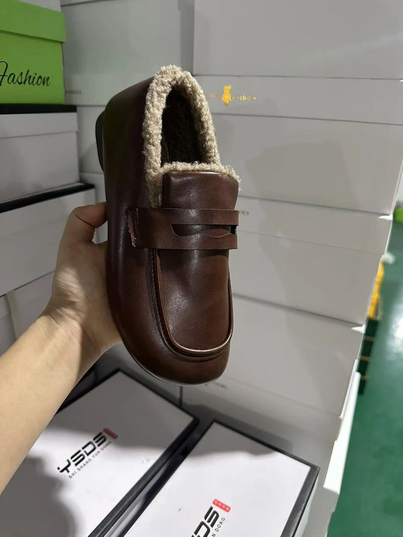 《小铺》休闲时尚女鞋69号