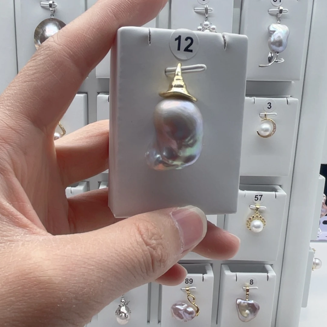 淡水珍珠合金颈饰