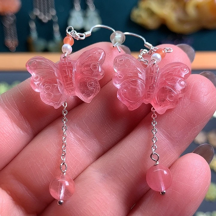 未镶嵌蛇纹石玉耳饰