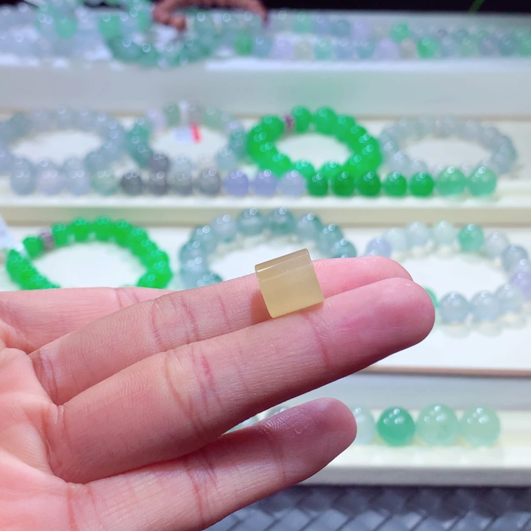 未镶嵌手串翡翠卡9.8