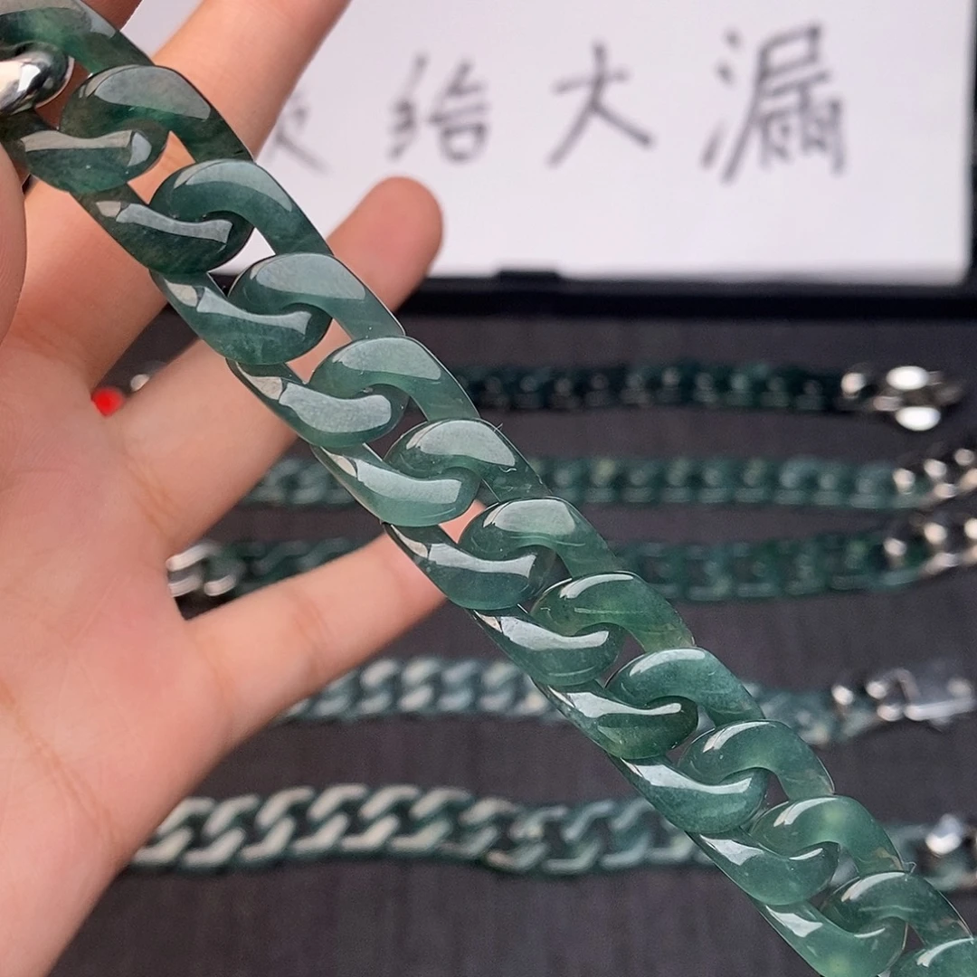 翡翠未镶嵌手链翡翠