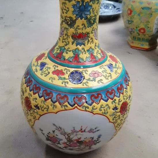 瓷片请问呃呃呃呃