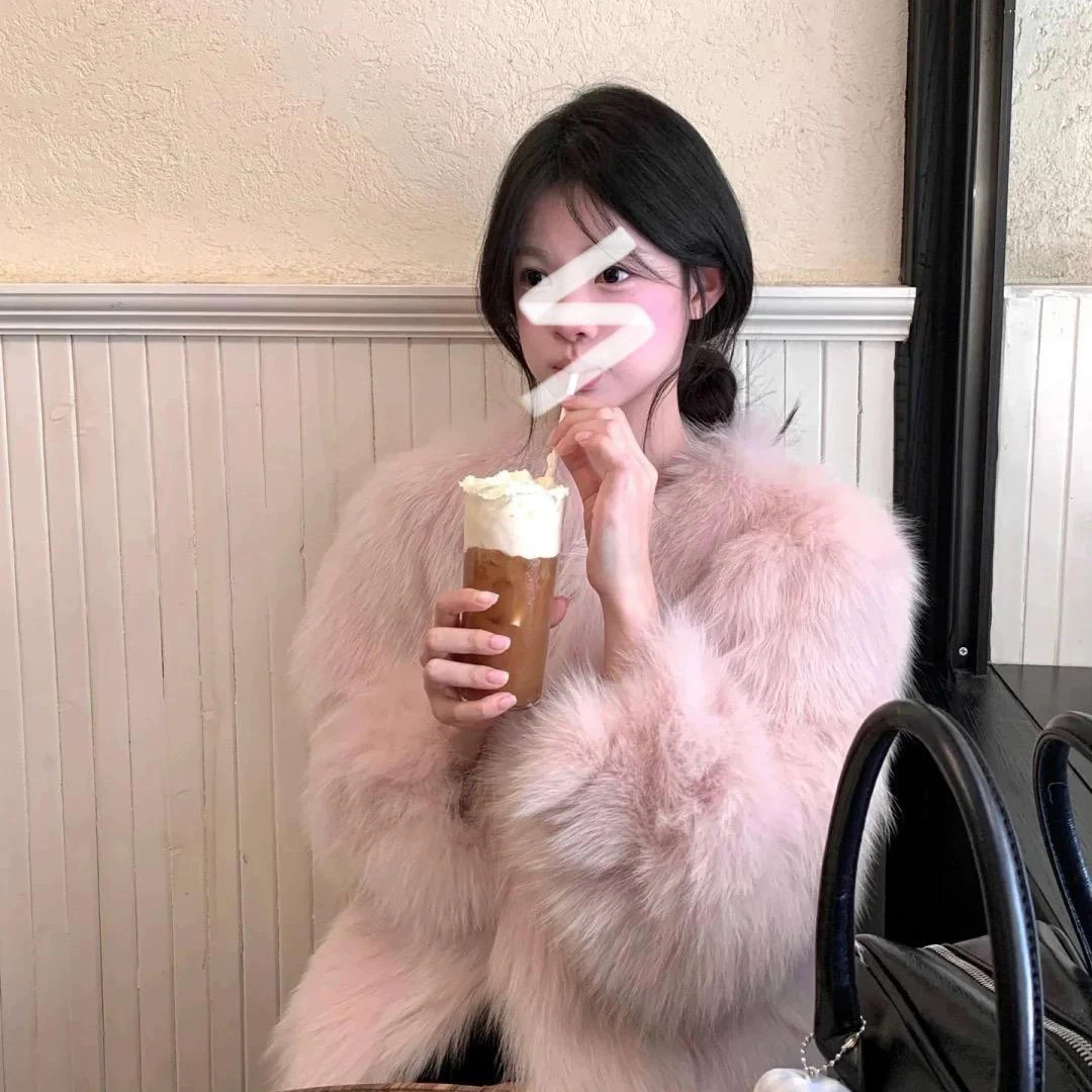 小香风V领宽松百搭短款毛毛外套女