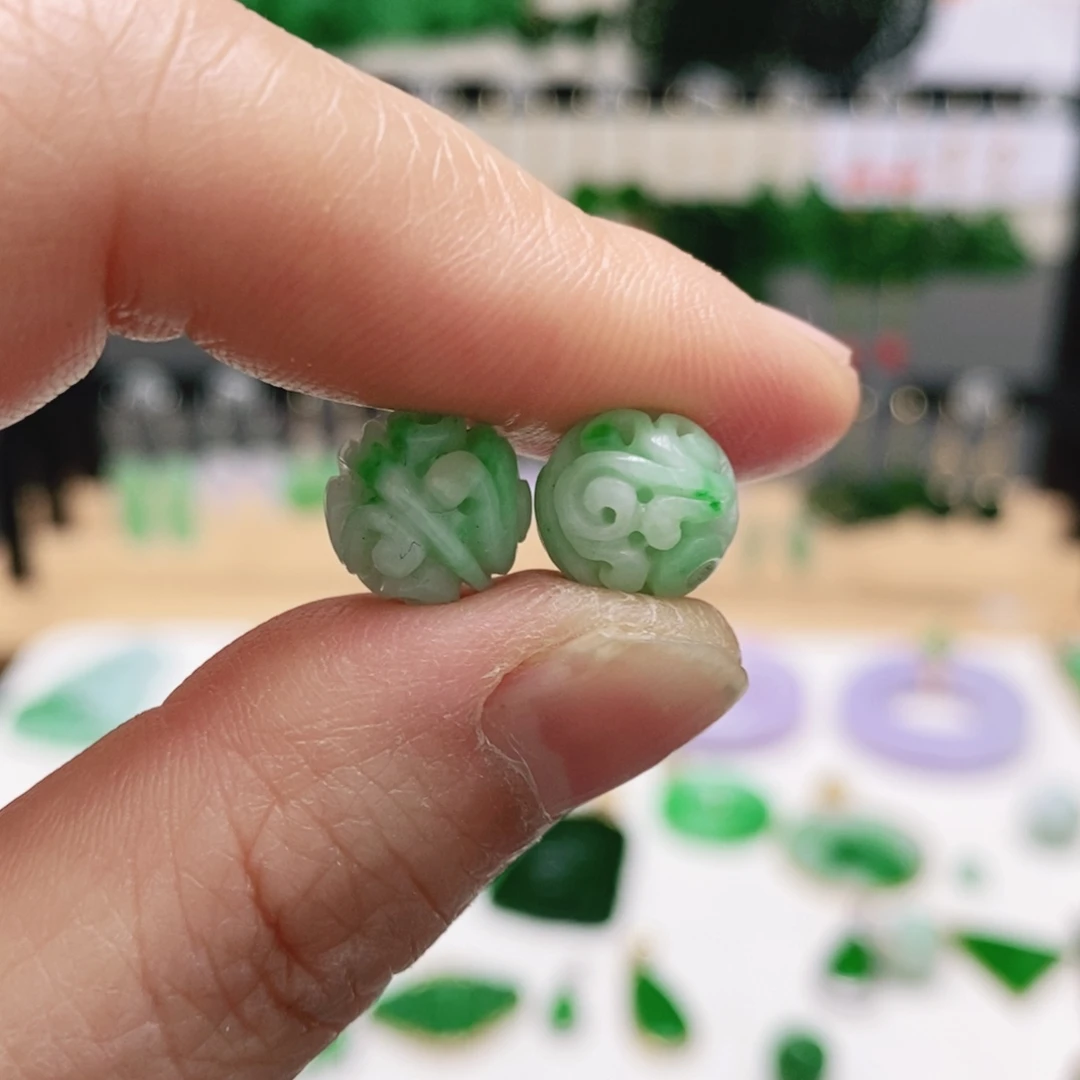 翡翠未镶嵌耳饰挂件