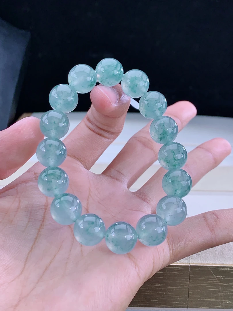 收藏传承级高冰种起杠光天空蓝底缅甸天然翡翠A货飘花手串
