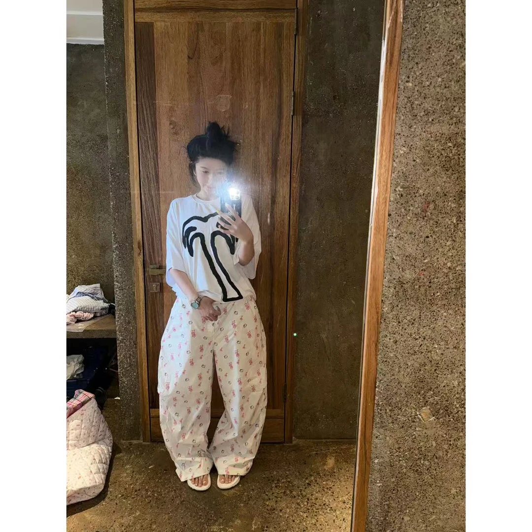 “清仓款”可爱风满印HelloKitty白色阔腿裤宽松显瘦直筒拖地028