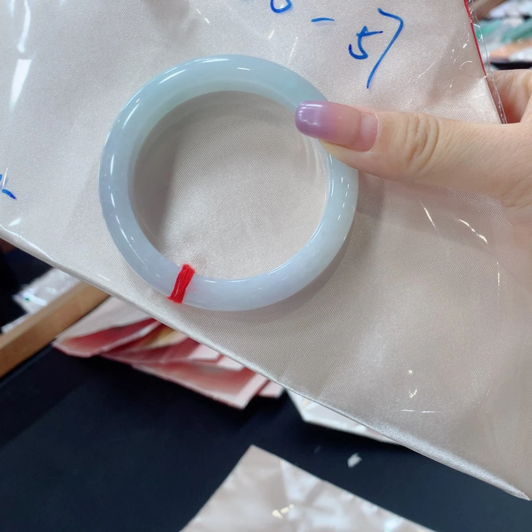 未镶嵌手镯翡翠买断