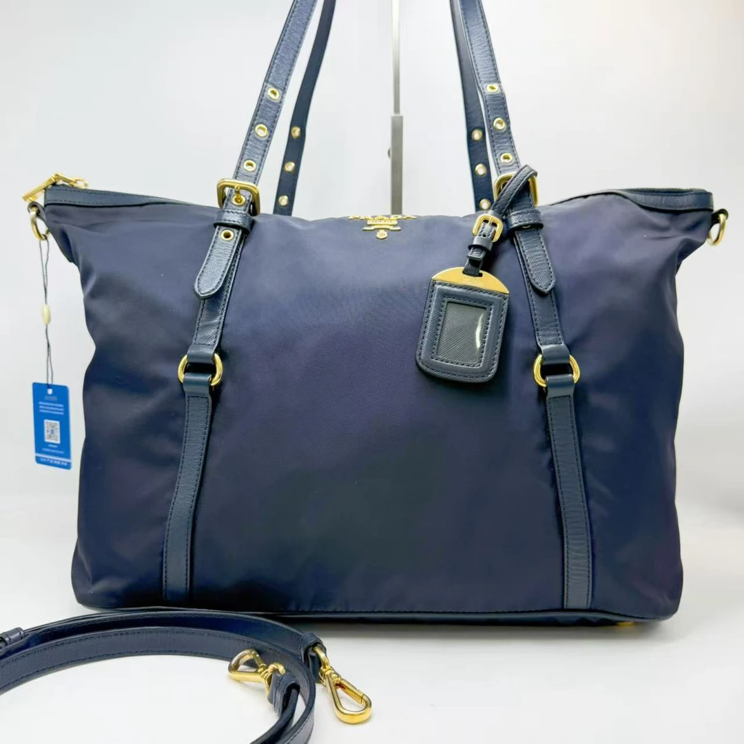 95新 Prada/普拉达 洋诚二手 普拉达深蓝色手提包 95新