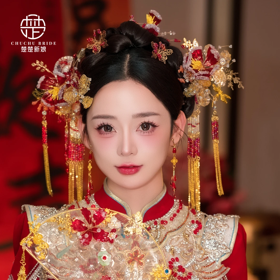 中式新娘秀禾头饰大气婚饰发饰简单红色简约流苏国风复古配饰