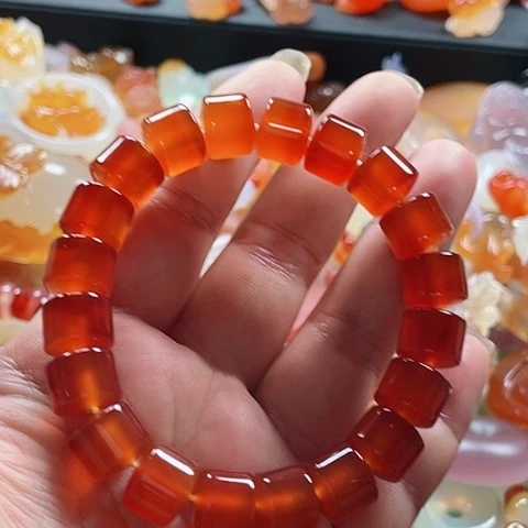 玛瑙/玉髓颈饰未镶嵌红***星