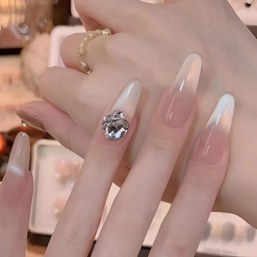 显白冬季简约手工穿戴甲美甲追光猫眼冰透色贴片