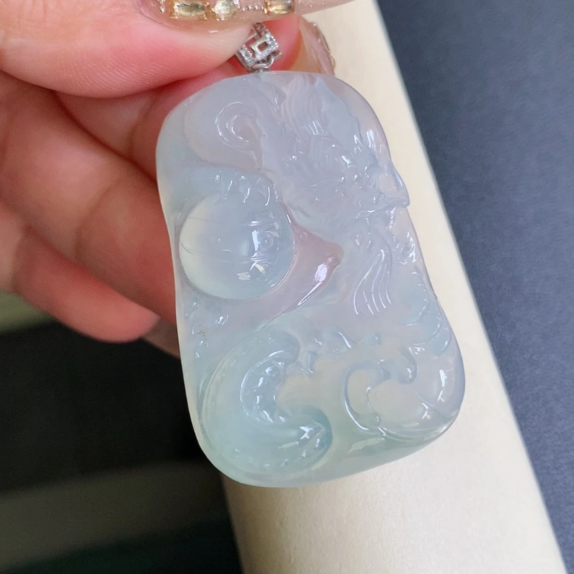 【闪购商品】翡翠颈饰18K金镶嵌龙牌