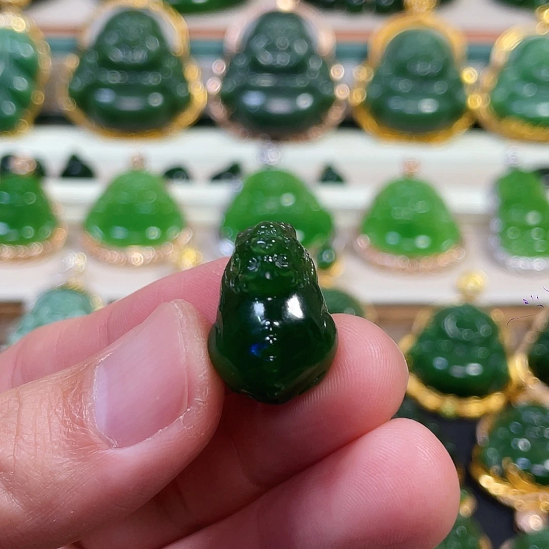 宝****和田玉（碧玉）未镶嵌颈饰21mm