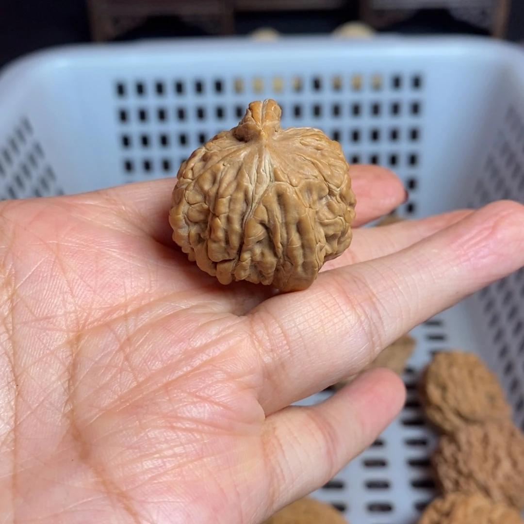 J***c文玩核桃把件文玩